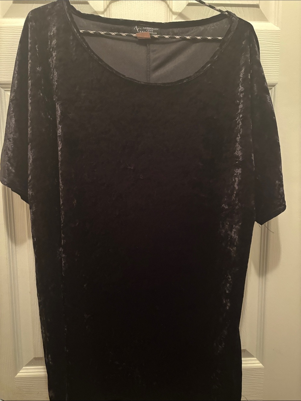 American City Wear Black Velvet Short Sleeve Scoop Neck Tee